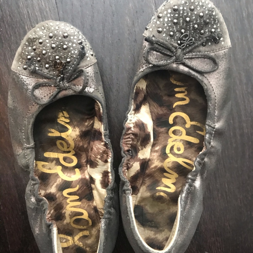 Kids dress shoes
